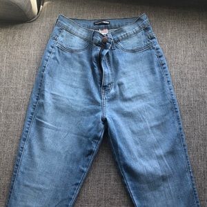 NWOT Fashion Nova jeans SOLD no longer for sale